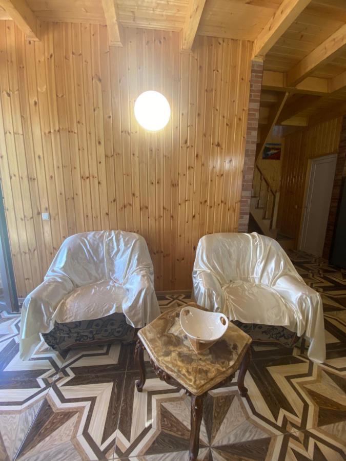 Kirta Hotel Gordi Exterior foto